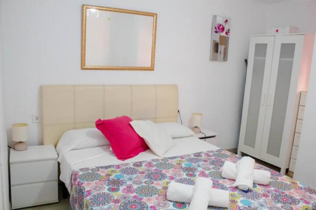 Reina Playa Apartment Valencia Bagian luar foto