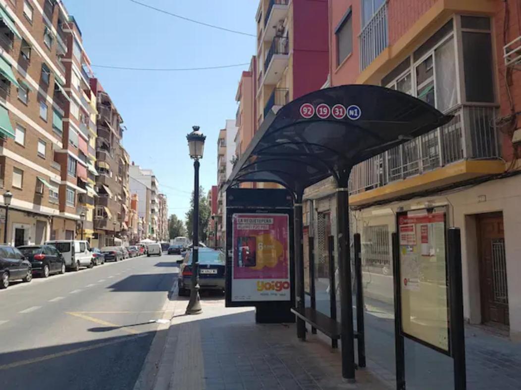 Reina Playa Apartment Valencia Bagian luar foto